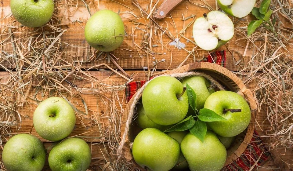 Apples & Pears